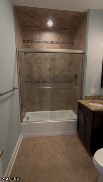 9 Prospect Street, Unit 303 Morristown, NJ 07960 - Photo 3 of 8 a bathroom with a bathtub and a sink