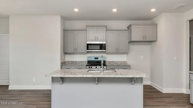 $426,900 | 6624 Palm Pointe Drive, Ocean Springs, MS 39564