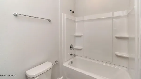 $416,900 | 6624 Palm Pointe Drive, Ocean Springs, MS 39564