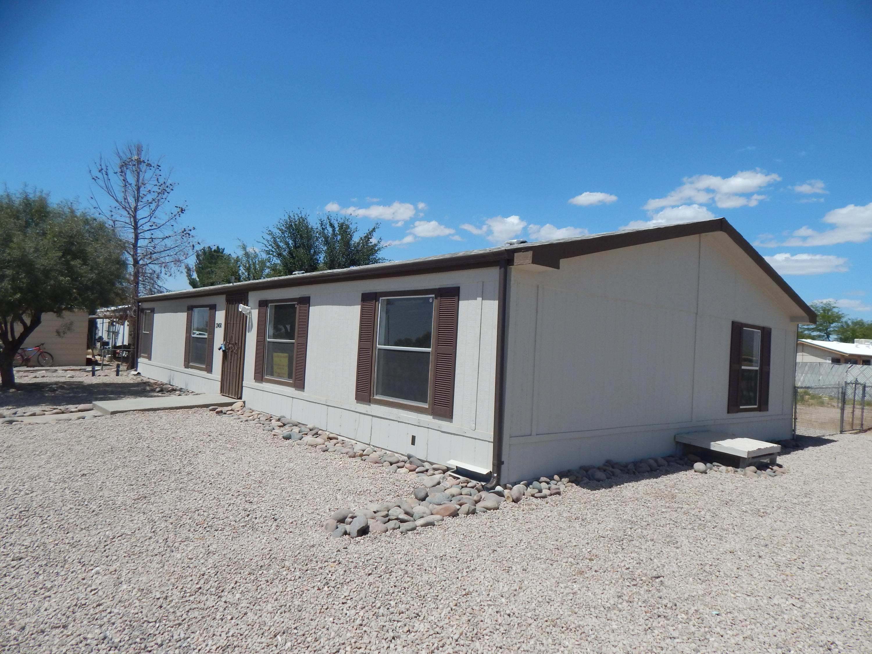 13450 North Adonis Road Marana, AZ 85658 - Photo 4 of 14