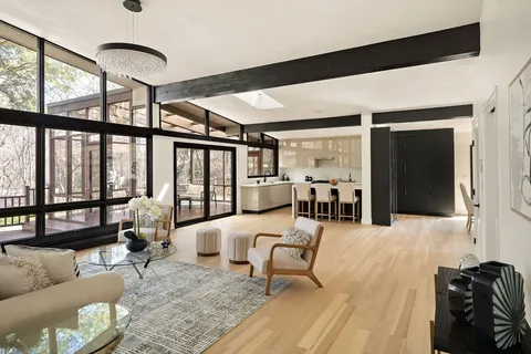 $2,399,000 | 367 Newton Street, Brookline, MA 02467
