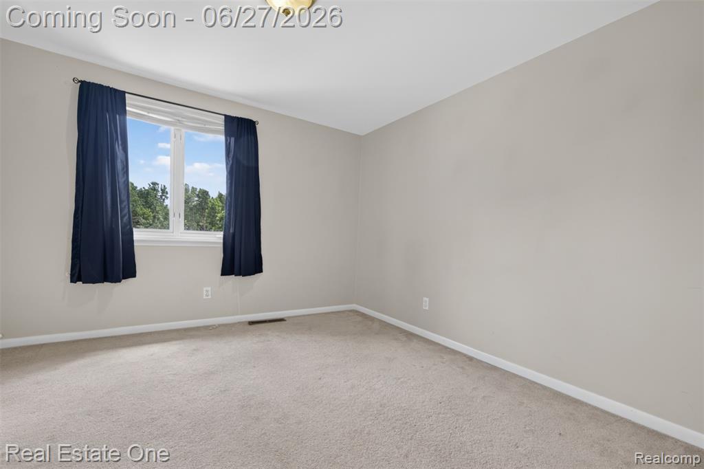 10379 Hegel Road Goodrich, MI 48438 - Photo 23 of 70