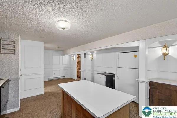 $374,900 | 811 Hawthorne Lane, Pen Argyl, PA 18072