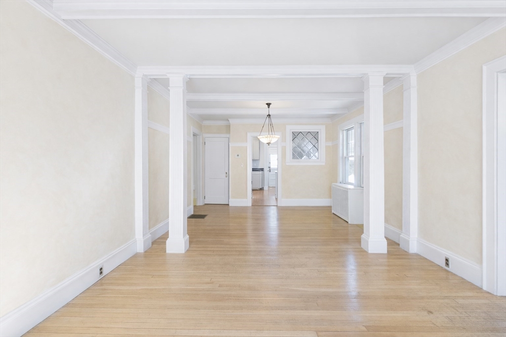 9 Clyde Road, Unit 2 Watertown, MA 02472 - Photo 9 of 21