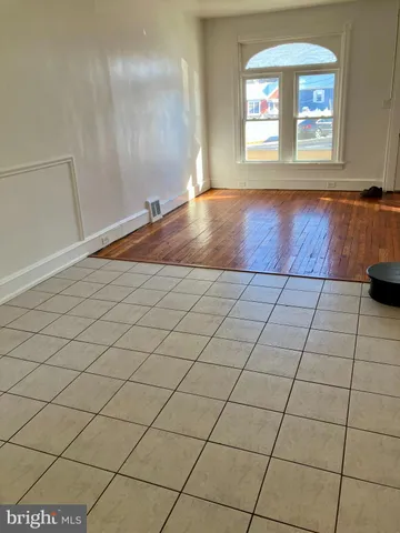 $1,895 | 227 South Broadway, Gloucester City, NJ 08030