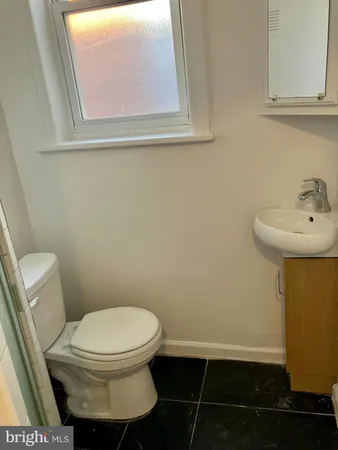 $1,799 | 227 South Broadway, Gloucester City, NJ 08030