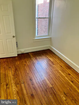 $1,799 | 227 South Broadway, Gloucester City, NJ 08030