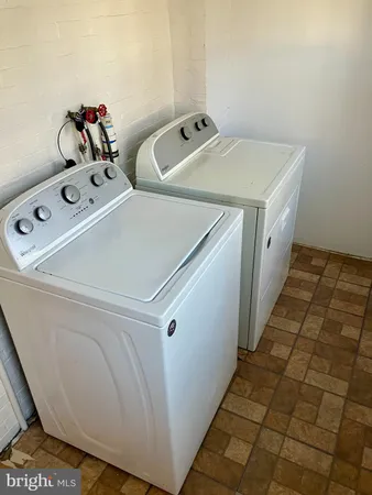 $1,799 | 227 South Broadway, Gloucester City, NJ 08030