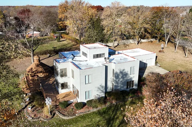 $525,000 | 1625 Lambeth Lane, New Lenox, IL 60451