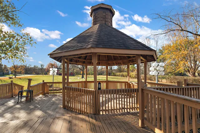 $525,000 | 1625 Lambeth Lane, New Lenox, IL 60451