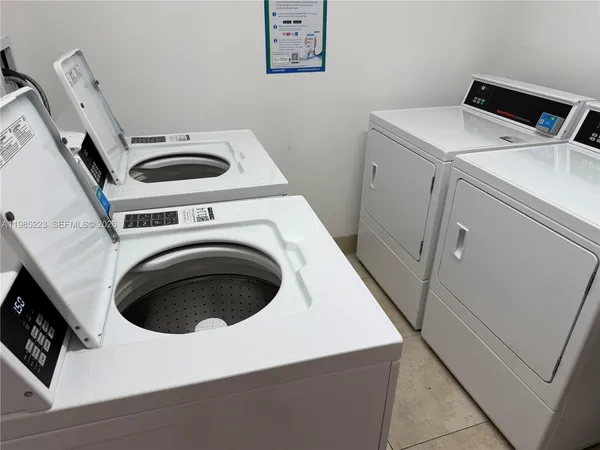 $2,450 | 2801 Northeast 183rd Street, Unit 912W, Aventura, FL 33160