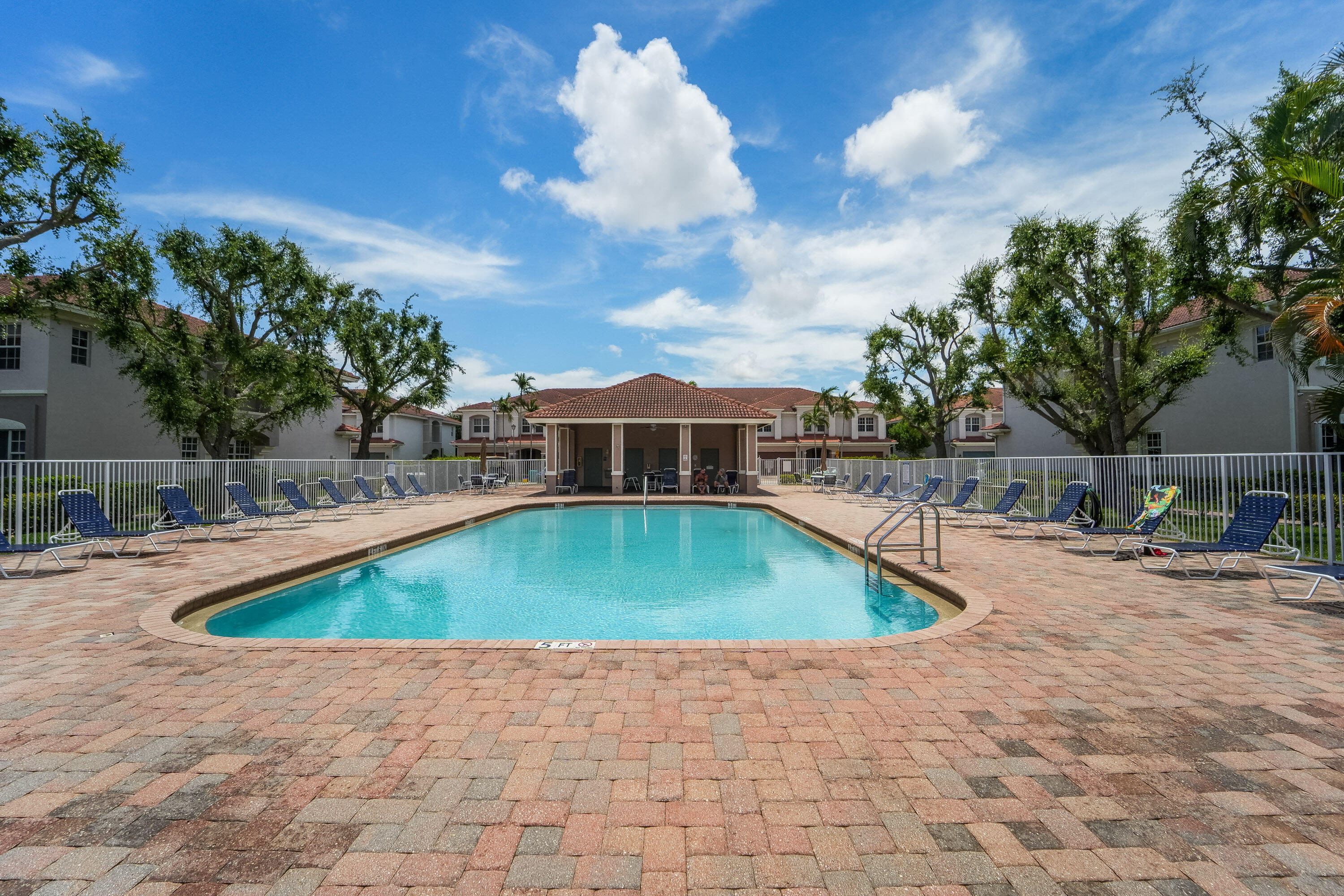 126 Lancaster Road Boynton Beach, FL 33426 - Photo 40 of 43 Carriage pointe-12