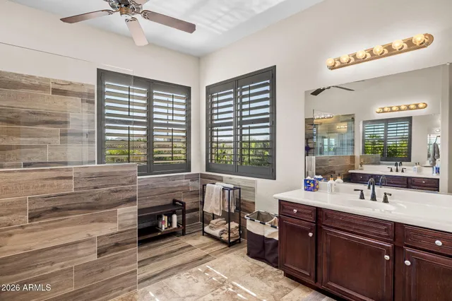 $825,000 | 4181 East Blue Spruce Lane, Gilbert, AZ 85298