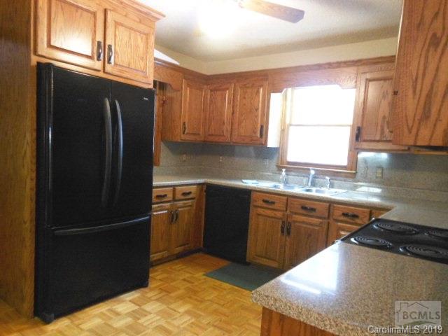 1035 St Marys Church Road Morganton, NC 28655 - Photo 5 of 20 Gallery Image 5