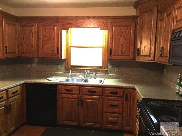 1035 St Marys Church Road Morganton, NC 28655 - Photo 7 of 20 Gallery Image 7