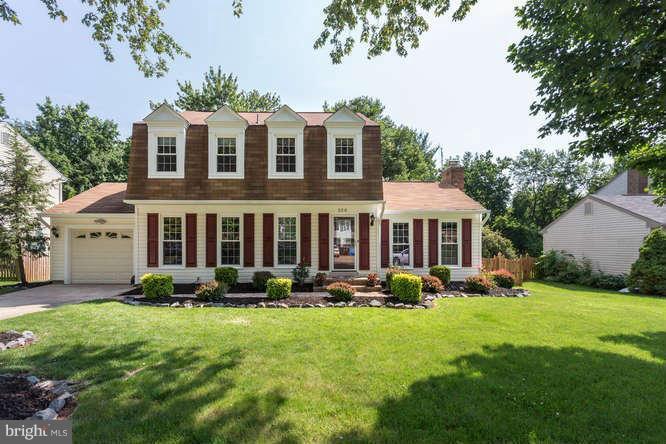 220 Environs Road Sterling, VA 20165 - Photo 1 of 30 Exterior Front