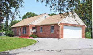 760 Hempfield Hill Road Columbia, PA 17512 - Photo 6 of 32