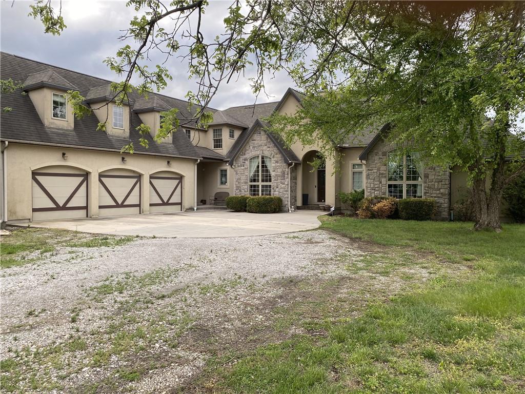 17620 Millwood Road Leavenworth, KS 66048 - Photo 1 of 3