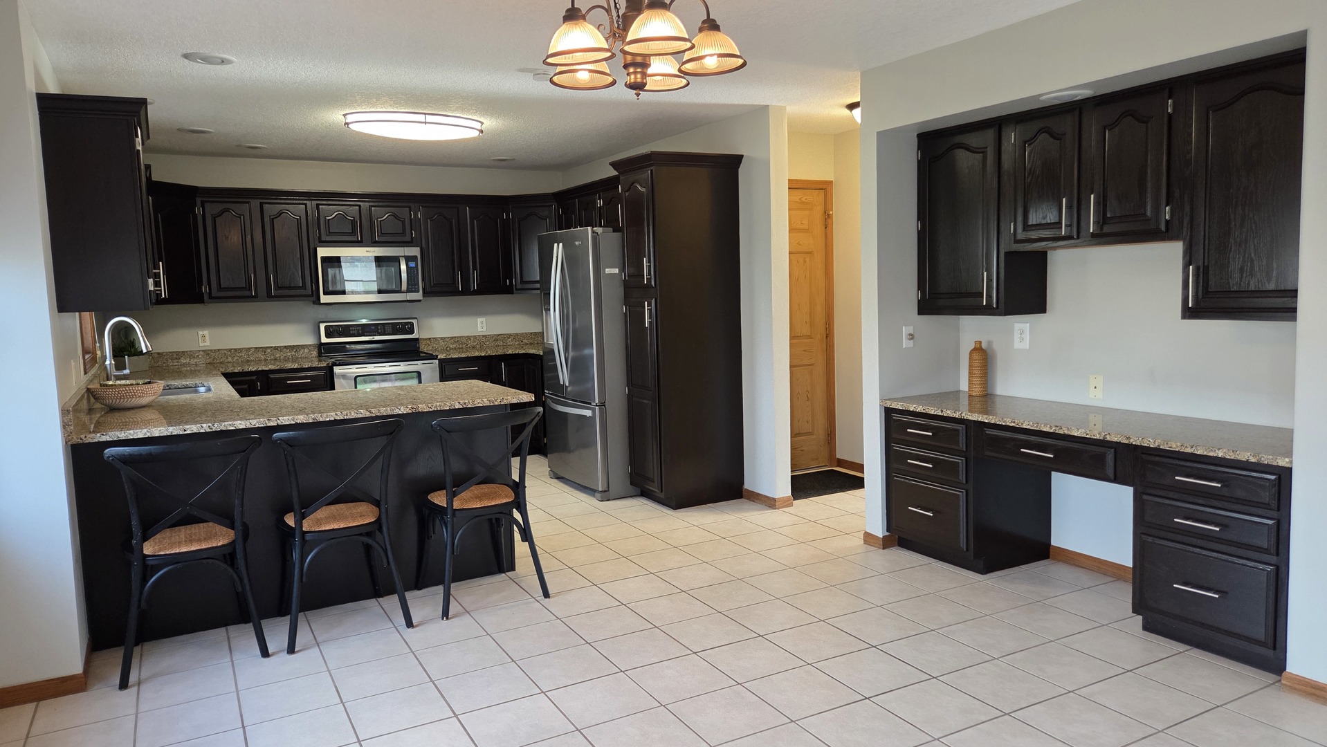 4700 Heatherstone Road Bettendorf, IA 52722 - Photo 17 of 40 Gallery Image 17