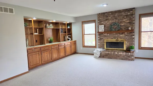 $480,000 | 4700 Heatherstone Road, Bettendorf, IA 52722