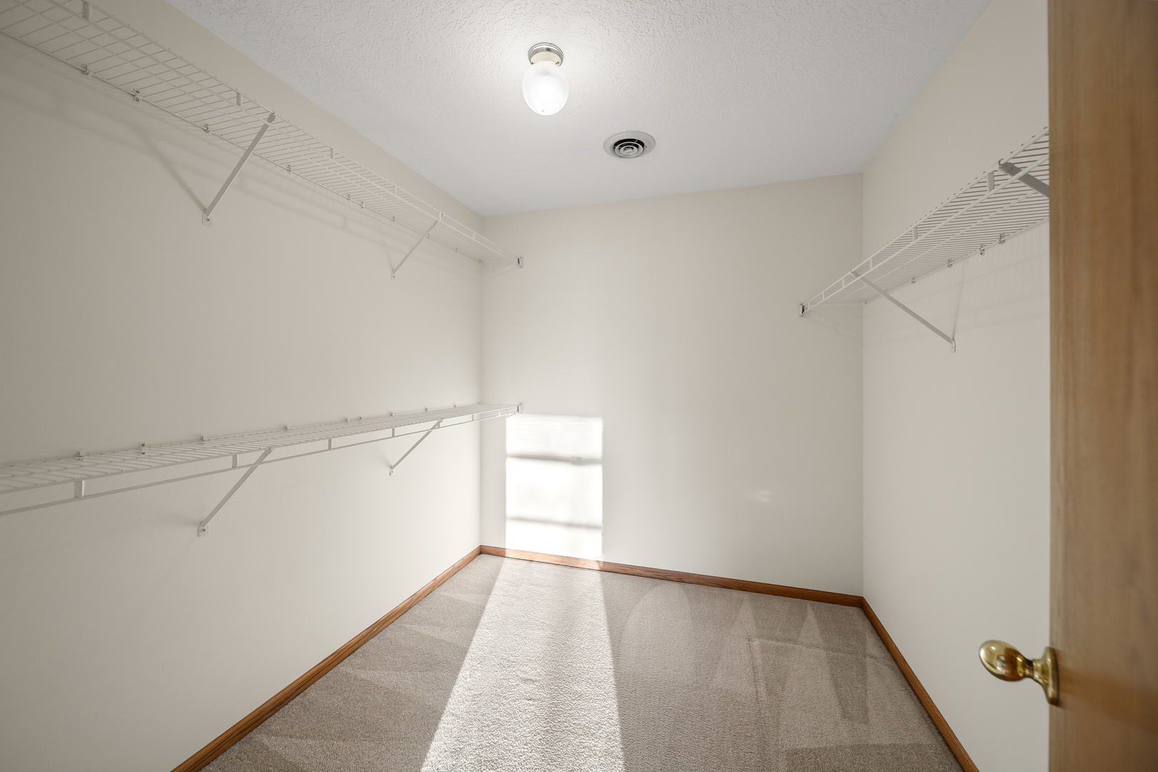 4700 Heatherstone Road Bettendorf, IA 52722 - Photo 21 of 35