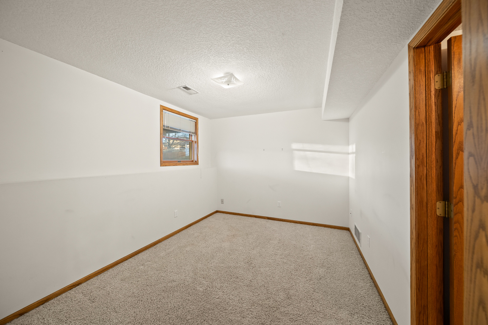 4700 Heatherstone Road Bettendorf, IA 52722 - Photo 39 of 40 Gallery Image 39
