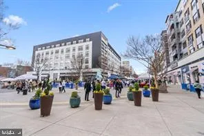 $3,350 | 8054 Nicosh Circle Ln Falls, Unit 44, Falls Church, VA 22042