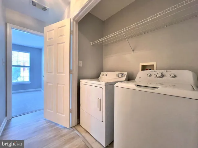 $3,350 | 8054 Nicosh Circle Ln Falls, Unit 44, Falls Church, VA 22042