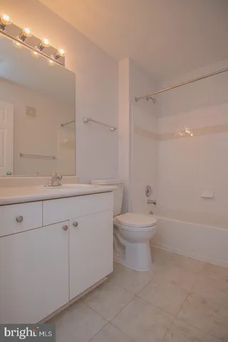 $3,350 | 8054 Nicosh Circle Ln Falls, Unit 44, Falls Church, VA 22042