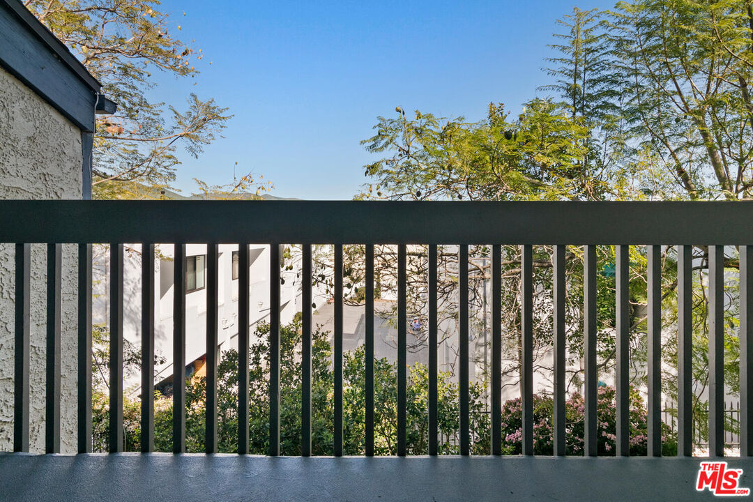 29239 Heathercliff Road, Unit 12 Malibu, CA 90265 - Photo 22 of 32 a view of a balcony