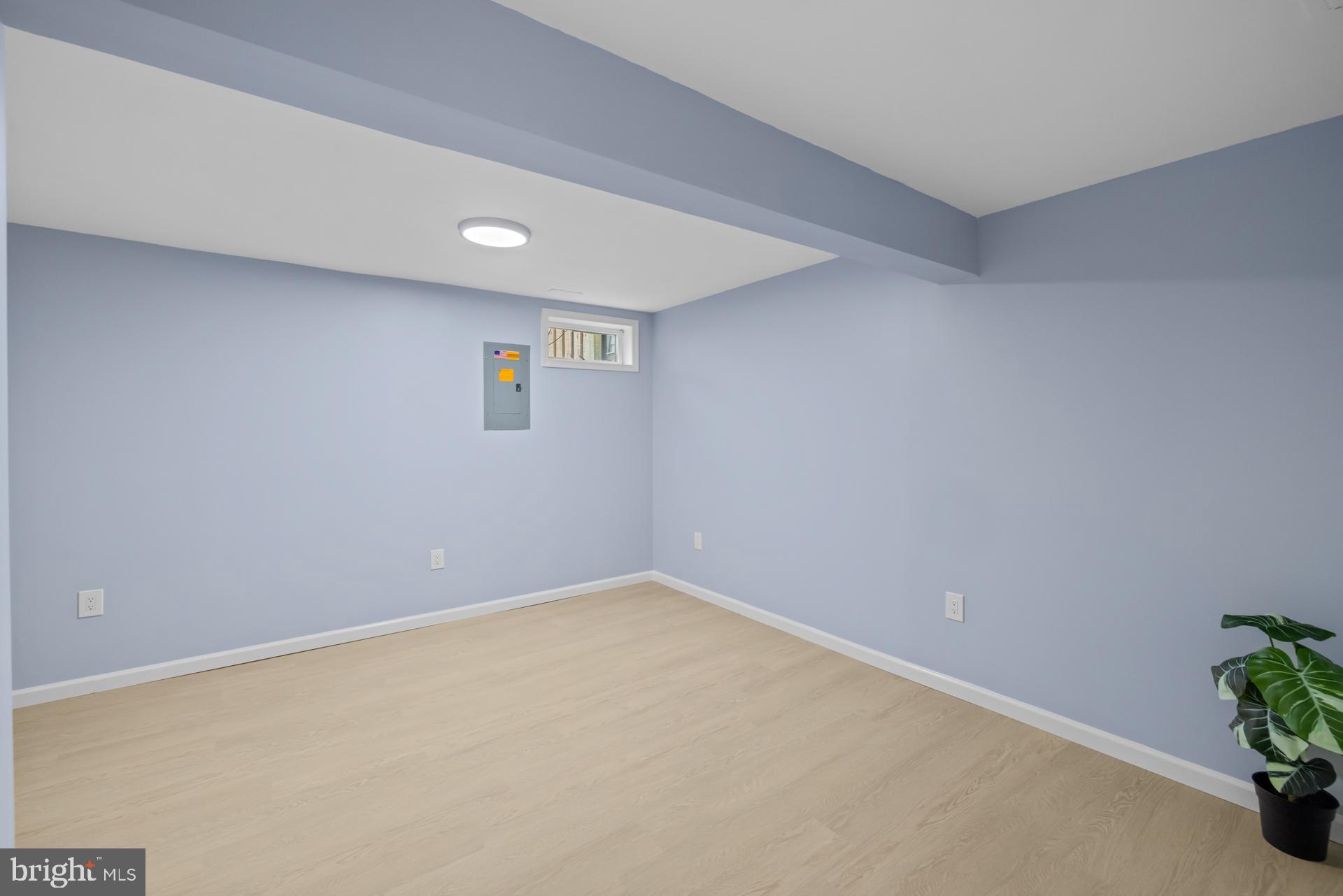 8318 Brookvale Court Springfield, VA 22153 - Photo 36 of 39 a view of an empty room