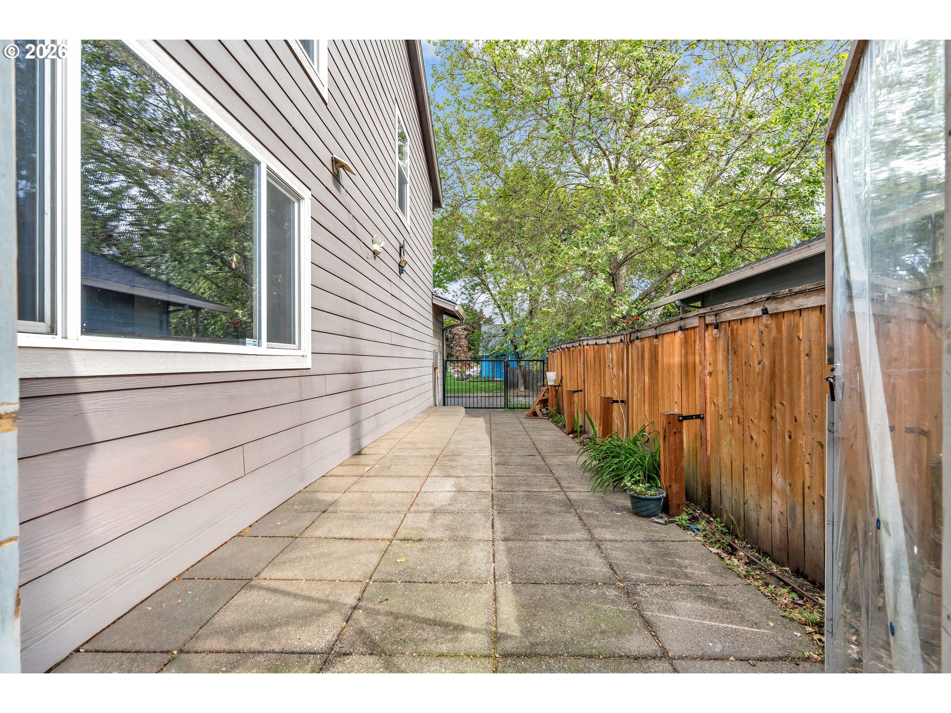 21498 Southwest Jay Street Beaverton, OR 97003 - Photo 45 of 47 a view of a backyard with pathway