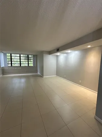 $2,000 | 3100 Northwest 42nd Avenue, Unit D203, Coconut Creek, FL 33066