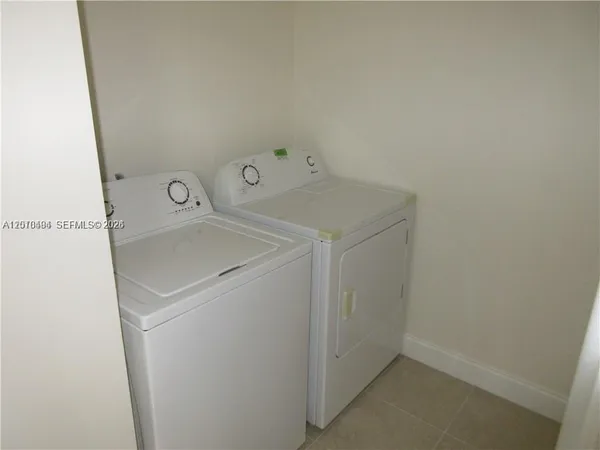 $2,000 | 3100 Northwest 42nd Avenue, Unit D203, Coconut Creek, FL 33066