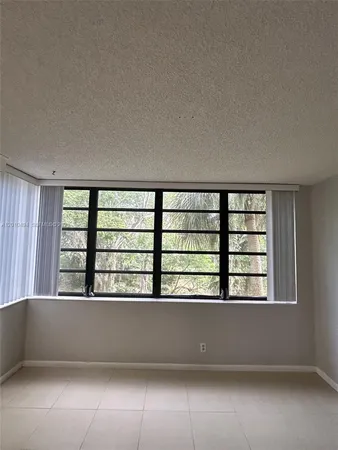$2,000 | 3100 Northwest 42nd Avenue, Unit D203, Coconut Creek, FL 33066