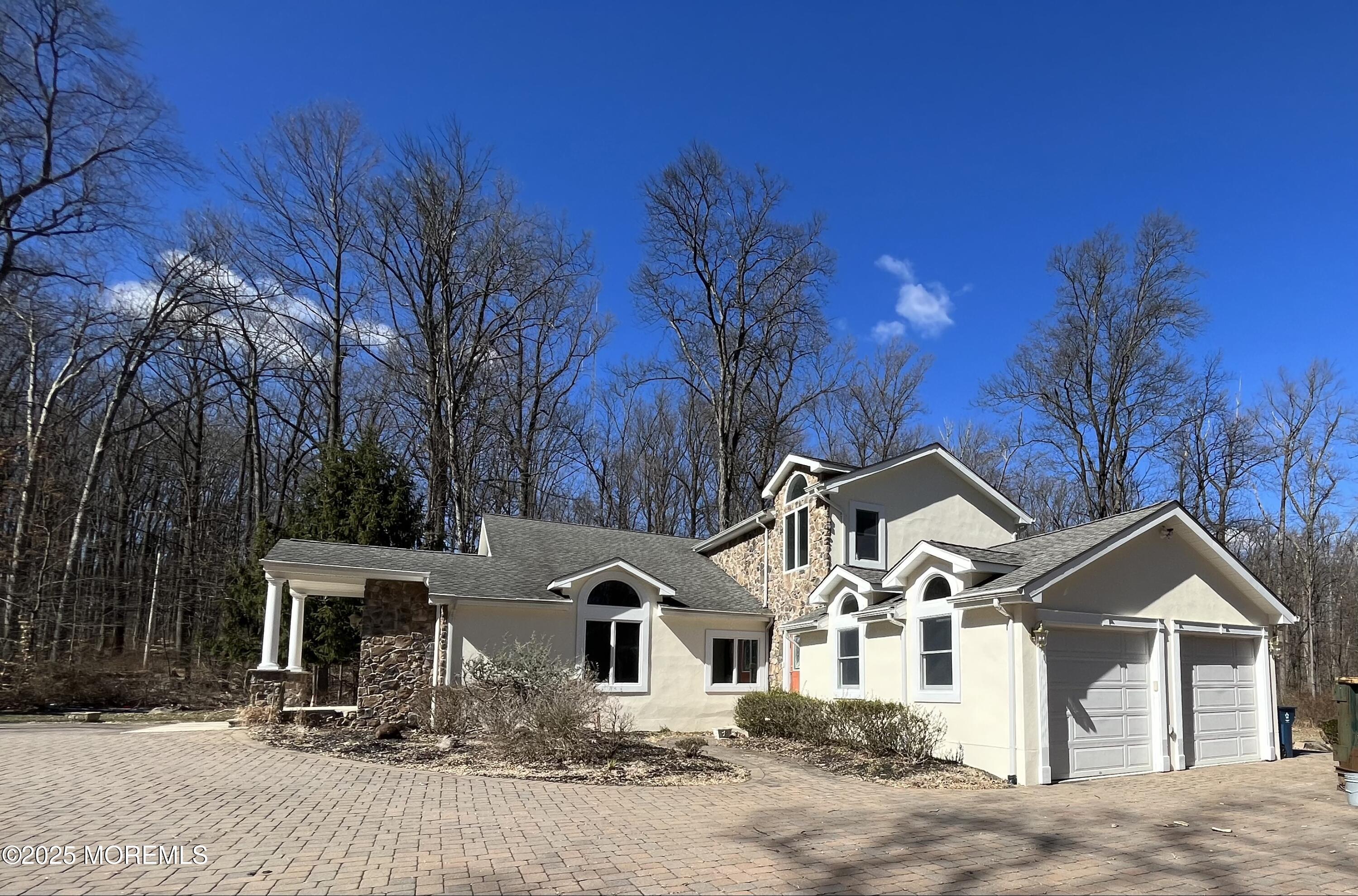 131 Lindbergh Road Hopewell, NJ 08525 - Photo 4 of 50 IMG_1037 2
