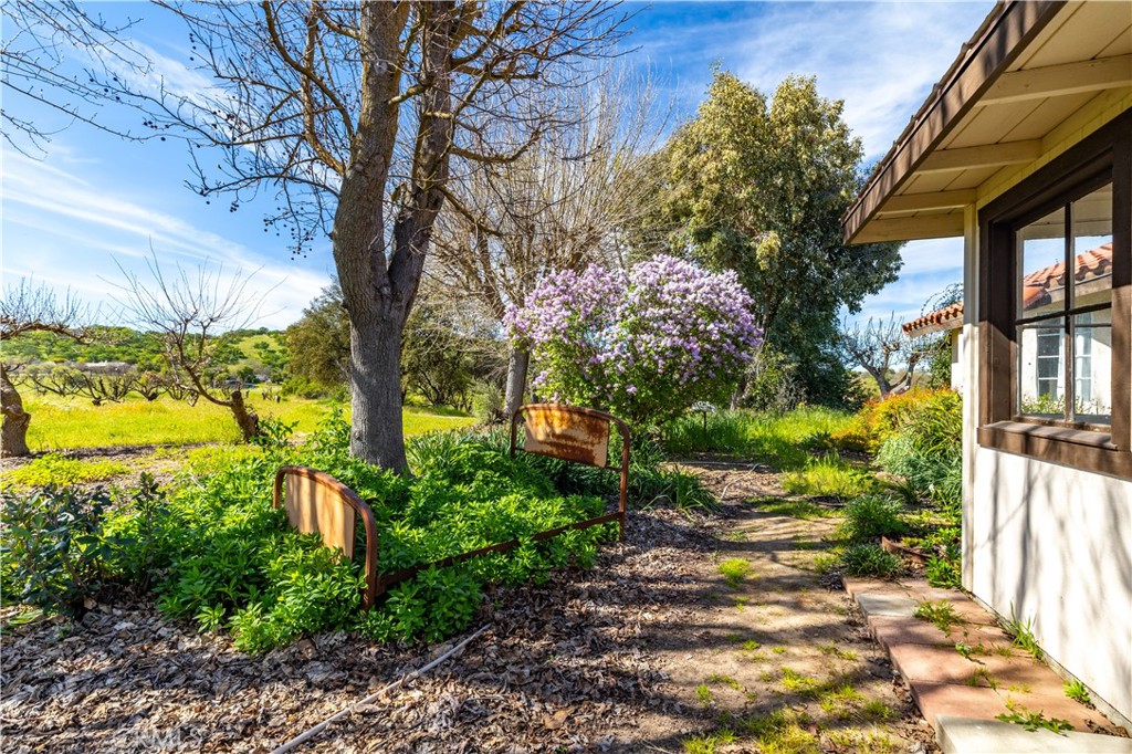 5335 Monterey Road Paso Robles, CA 93446 - Photo 29 of 50