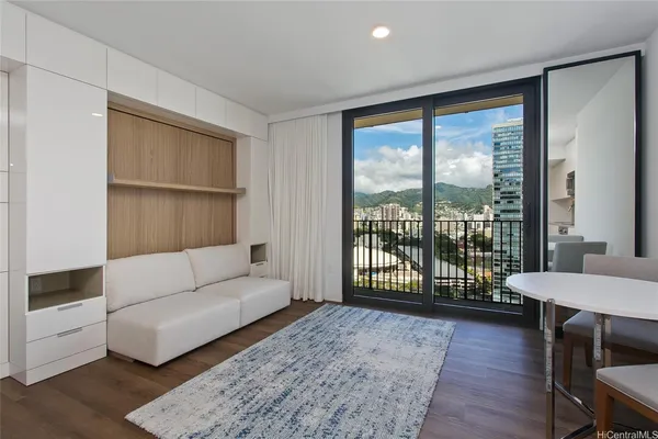 $2,800 | 987 Queen Street, Unit 2516, Honolulu, HI 96814