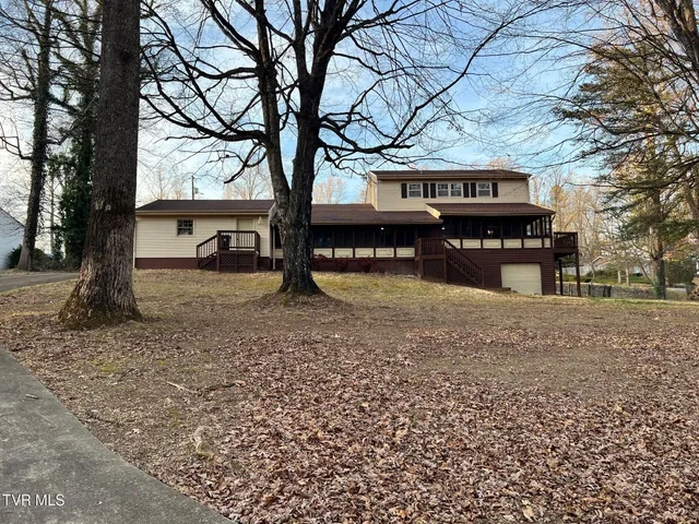 $444,900 | 1700 Brentwood Drive, Greeneville, TN 37743