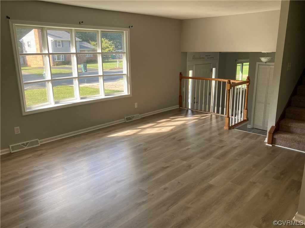 9003 Tweed Road Richmond, VA 23228 - Photo 2 of 20 Gallery Image 2
