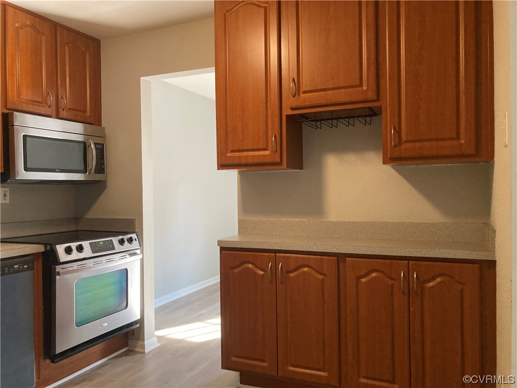 9003 Tweed Road Richmond, VA 23228 - Photo 6 of 20 Gallery Image 6