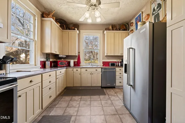 $1,250,000 | 415 East Lane Street, Raleigh, NC 27601