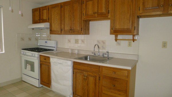 100 East Meadow Road, Unit 5 Lowell, MA 01854 - Photo 4 of 10 Gallery Image 4