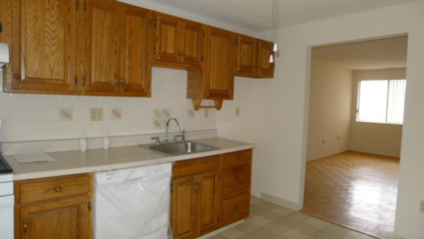 100 East Meadow Road, Unit 5 Lowell, MA 01854 - Photo 5 of 10 Gallery Image 5