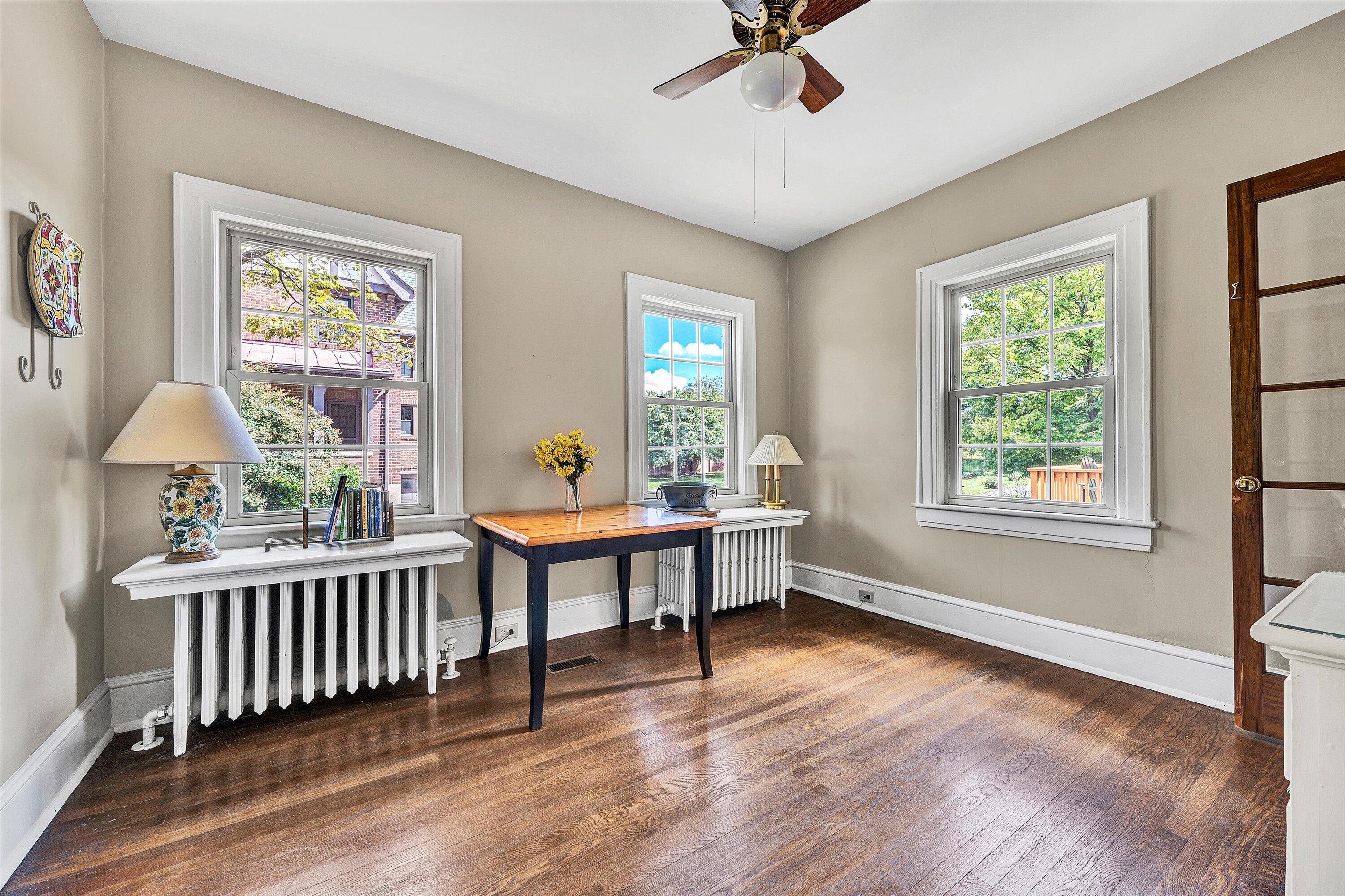 1930 Grandin Road Southwest Roanoke, VA 24015 - Photo 24 of 100 Breakfast Room