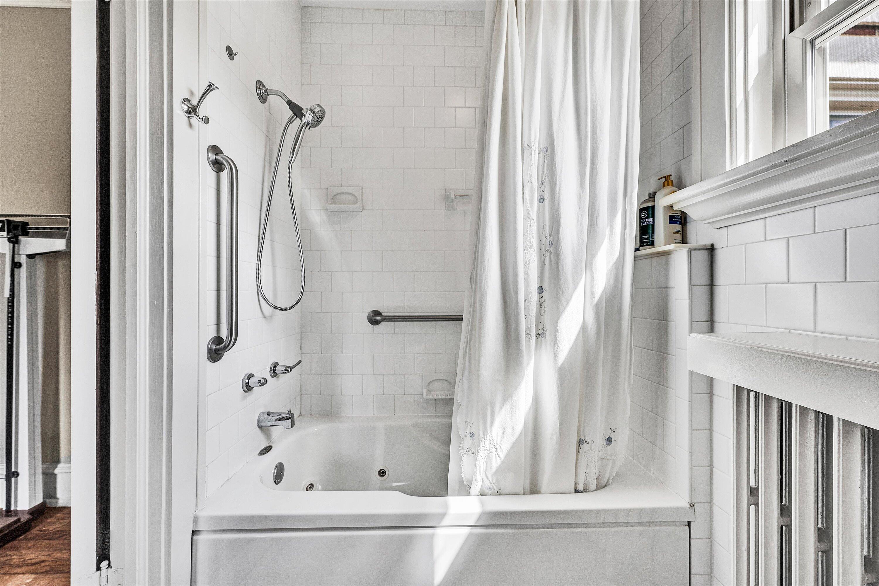 1930 Grandin Road Southwest Roanoke, VA 24015 - Photo 45 of 100 a bathroom with a shower