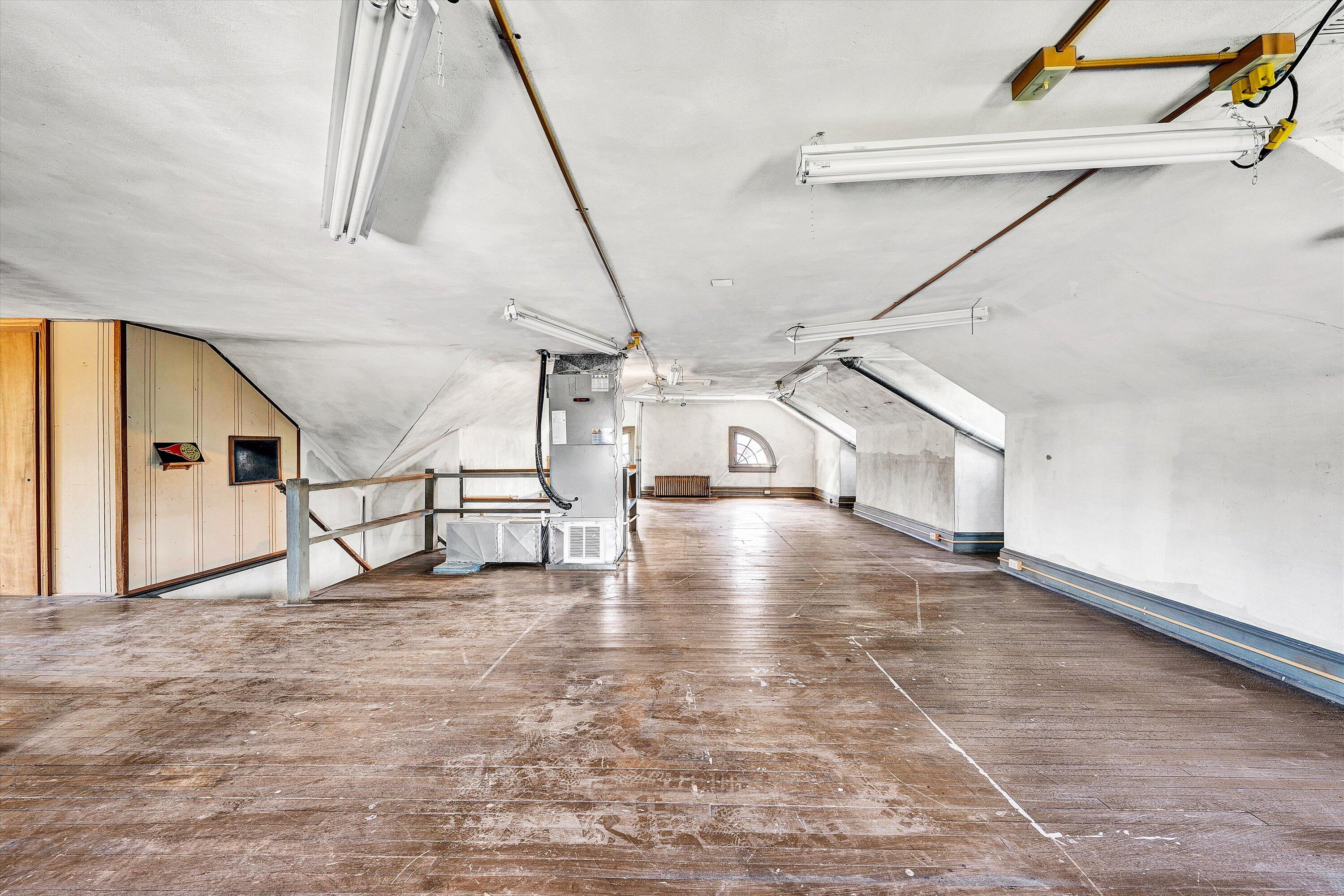 1930 Grandin Road Southwest Roanoke, VA 24015 - Photo 57 of 100 Usable Space