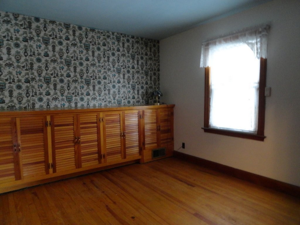 14 Ingham Street Chicopee, MA 01013 - Photo 13 of 23 Gallery Image 13