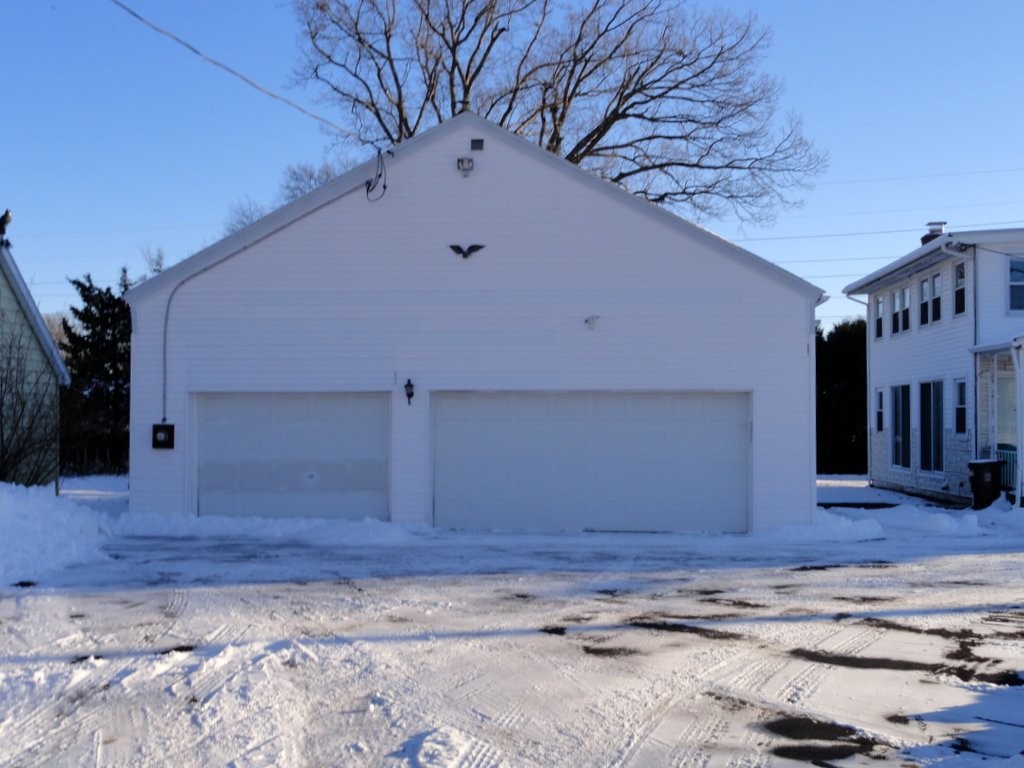 14 Ingham Street Chicopee, MA 01013 - Photo 5 of 23 Gallery Image 5