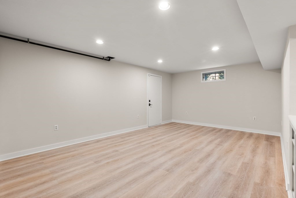 73 Spring Street, Unit 7 Medfield, MA 02052 - Photo 29 of 42 Gallery Image 29